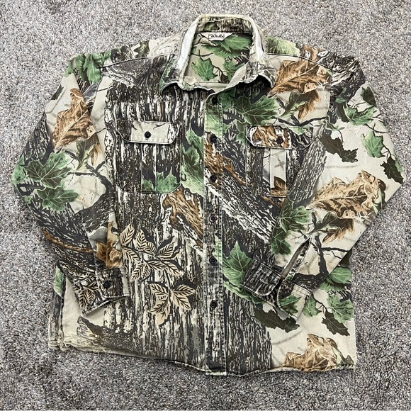 Walls Other - Vintage walls camo shirt mens XL Extra large long sleeve button up realtree